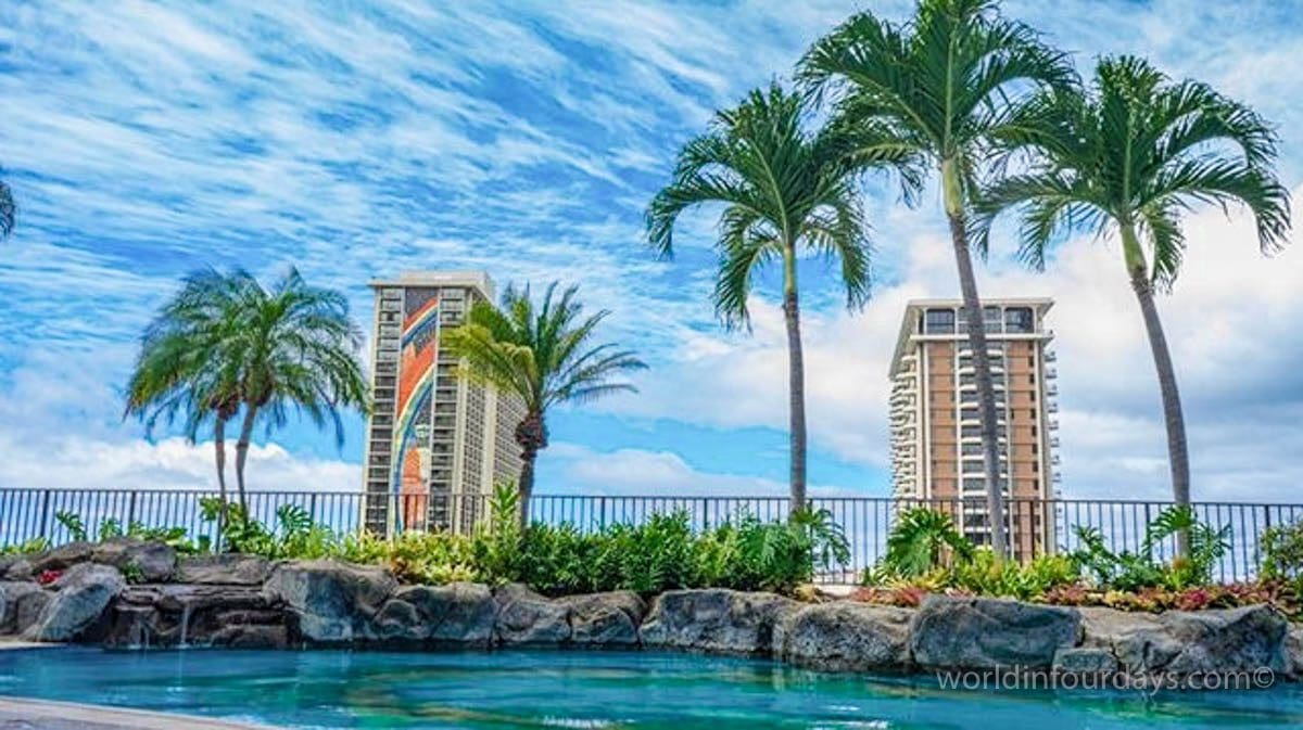 Hawaii is the perfect destination for a family vacation. With so many amazing Oahu Family Resorts it can be hard to select a good one. This post outlines some of the Best Family Resorts Oahu has to offer so your family will have the vacation of a lifetime.