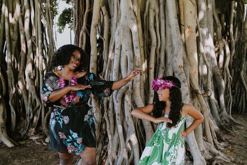 Hire A Travel Photographer, Hula Dancing in Oahu, Flytographer